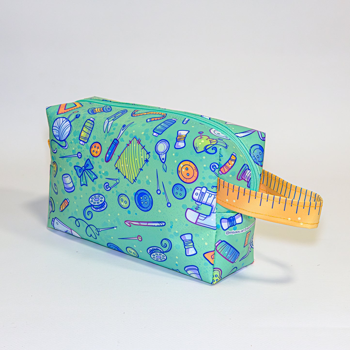 Mint Green Sewing Pattern Zipper Pouch