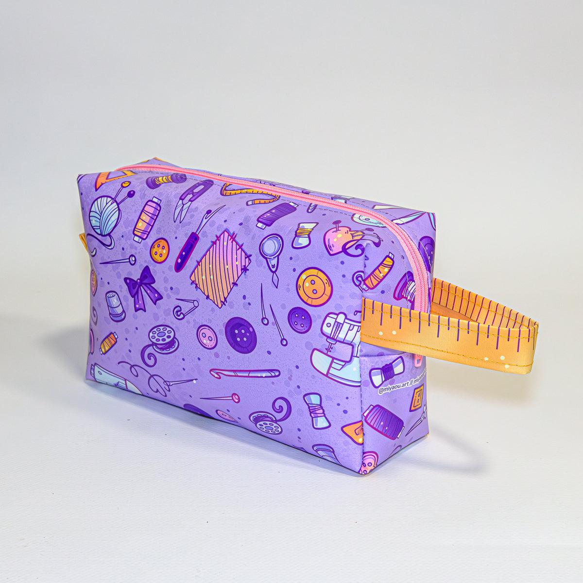 Purple Sewing Pattern Zipper Pouch